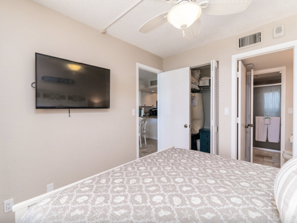 Full Gulf Views on Marco at an Affordable Price